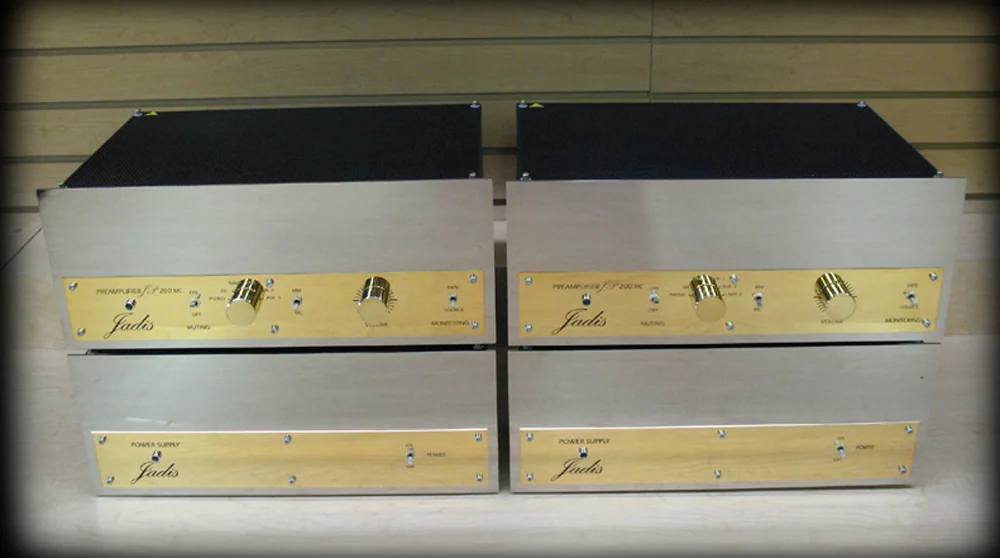 Jadis JP200MC Preamplifier With Phono - Bluebird Music
