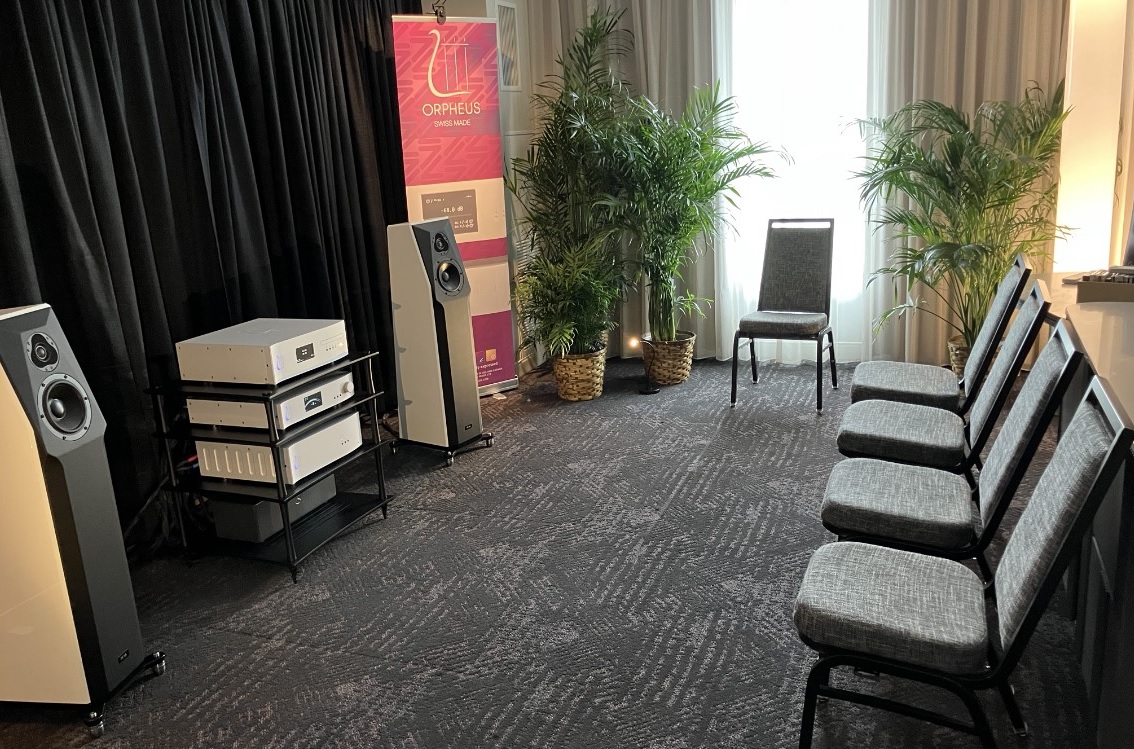 26 axp bb room2
